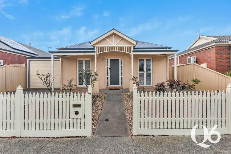 27 Studley Park Way, Caroline Springs VIC 3023