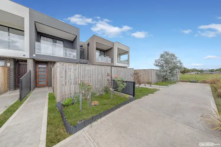 5/90 Saltlake Boulevard, Wollert VIC 3750