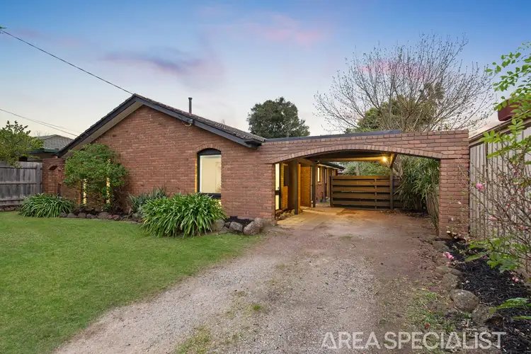 55 Silvertop Crescent, Frankston North VIC 3200