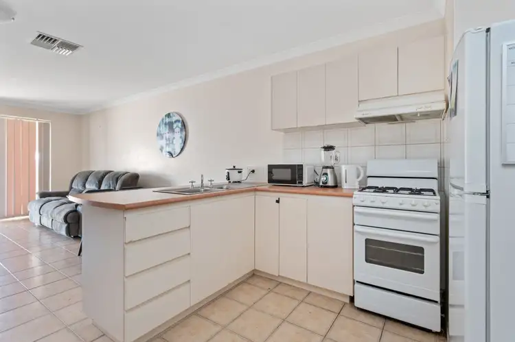 Sixth view of Homely unit listing, 5/12-14 Hanbury Street, Kalgoorlie WA 6430