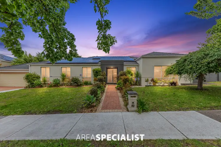 82 Berwick Springs Promenade, Narre Warren South VIC 3805