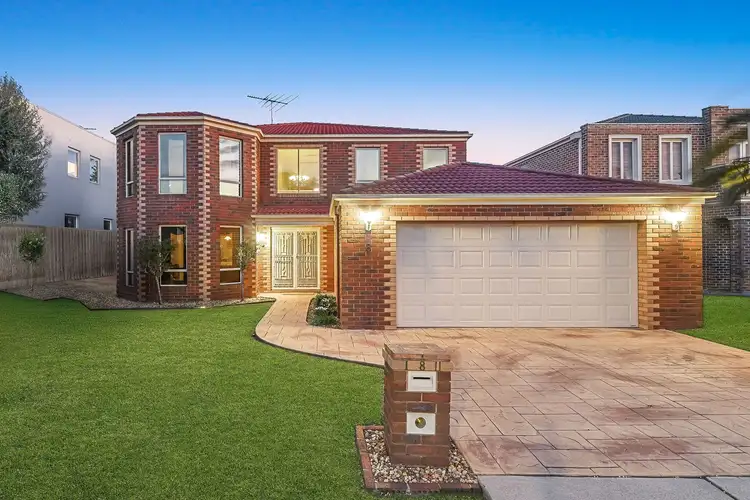 8 Stephanie Court, Patterson Lakes VIC 3197