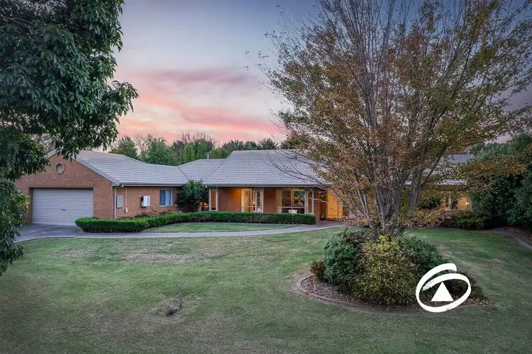 7 Heathdale Road, Narre Warren North VIC 3804