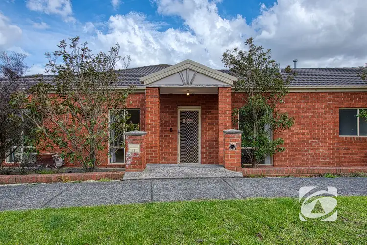 81 Earlsfield Drive, Berwick VIC 3806