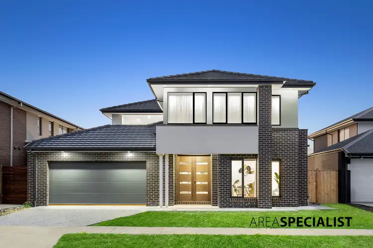 11 Heifer Avenue, Clyde North VIC 3978