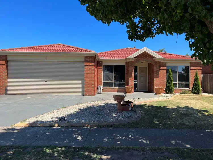 7 Parnell Court, Cranbourne West VIC 3977