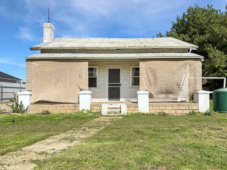 12 Casey Street, Maryborough VIC 3465