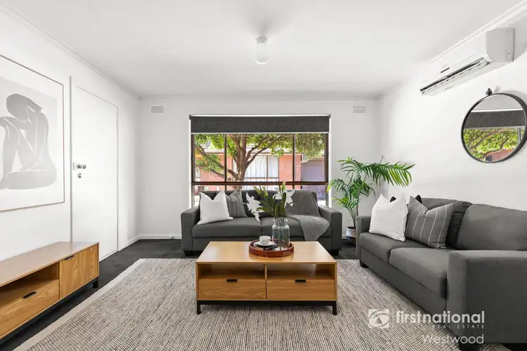 2/115-117 Duncans Road, Werribee VIC 3030