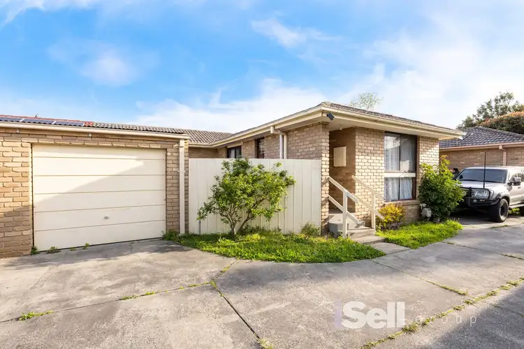2/33 Royal Avenue, Springvale VIC 3171