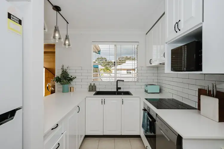 Fourth view of Homely unit listing, 2/1 Lakes Crescent, South Yunderup WA 6208