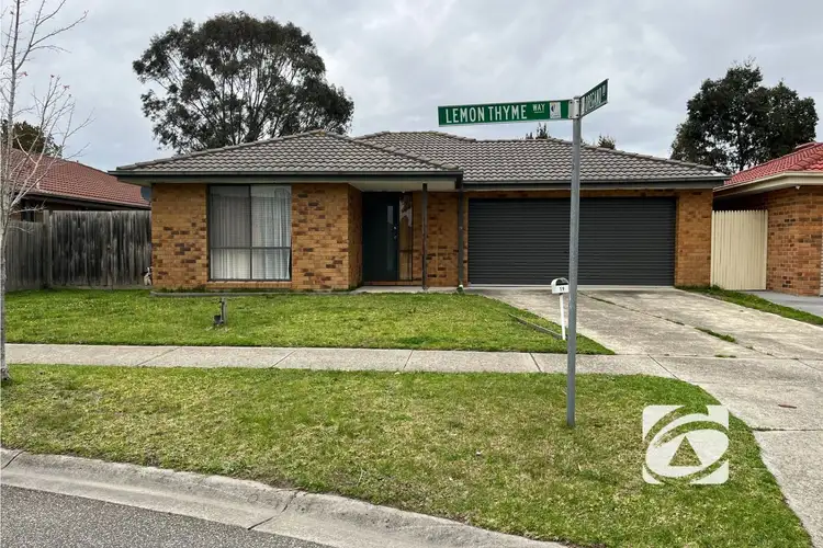 19 Lemon Thyme Way, Lynbrook VIC 3975