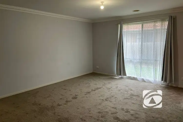 Fifth view of Homely house listing, 19 Lemon Thyme Way, Lynbrook VIC 3975