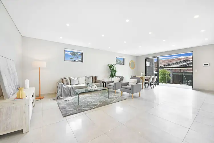 55 Queens Road, Hurstville NSW 2220
