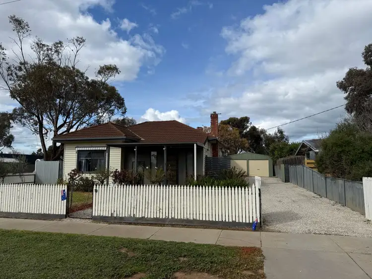 19 Queen Mary Avenue, Leitchville VIC 3567