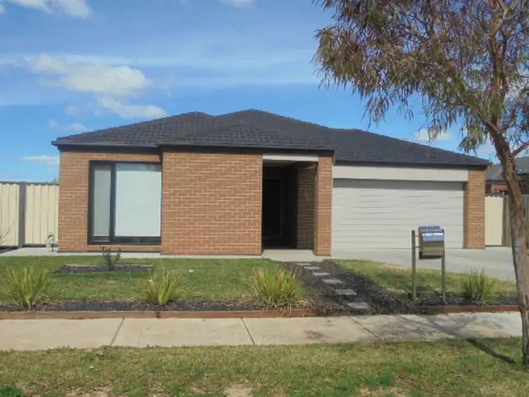 46 Equine Circuit, Melton South VIC 3338