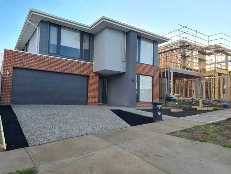 25 Hastings Way, Nar Nar Goon North VIC 3812