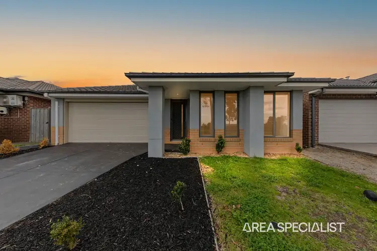 26 Warralily Avenue, Clyde VIC 3978