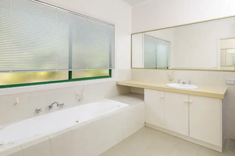 Fifth view of Homely house listing, 9 Mayfield Rise, Mildura VIC 3500