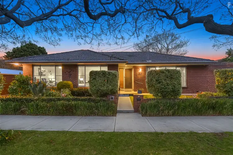 37 Gordon Ave, Oakleigh East VIC 3166