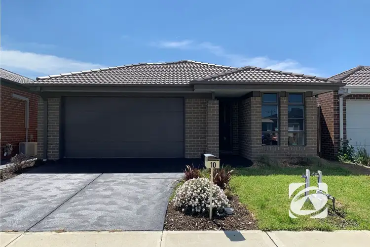 Main view of Homely house listing, 10 Fairywren Street, Pakenham VIC 3810