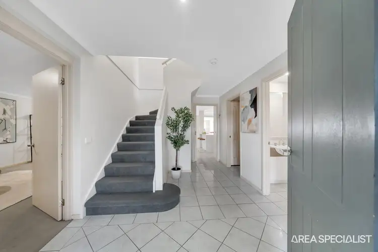 Second view of Homely house listing, 5 Russell court, Brookfield VIC 3338