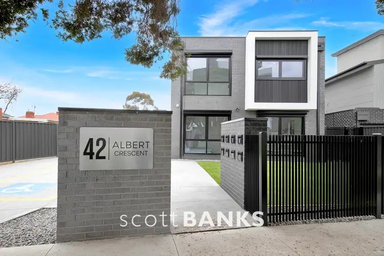 7/42 Albert Crescent, St Albans VIC 3021