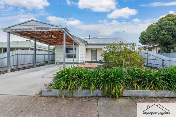 2/114 Bennett Road, Horsham VIC 3400
