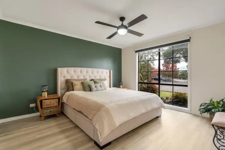 Fourth view of Homely house listing, 24 Stoneleigh Place, Craigieburn VIC 3064