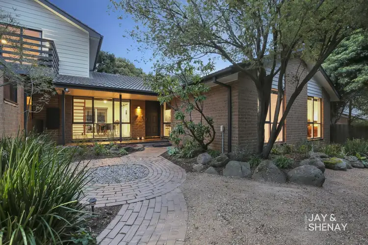 11 Thurmond Court, Endeavour Hills VIC 3802