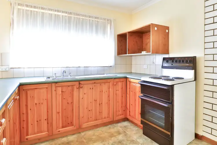 Sixth view of Homely unit listing, 1/17 Whittaker Crescent, Red Cliffs VIC 3496