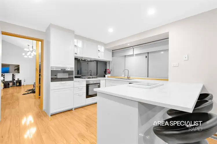 Fifth view of Homely house listing, 2 Alpha Close, Hampton Park VIC 3976