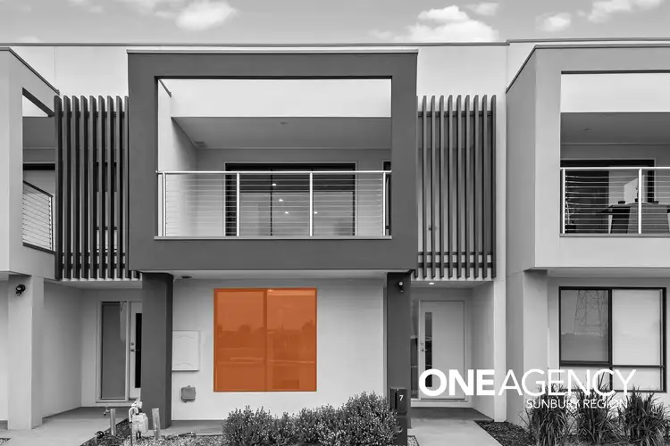 7 Sotterra Walk, Fraser Rise VIC 3336