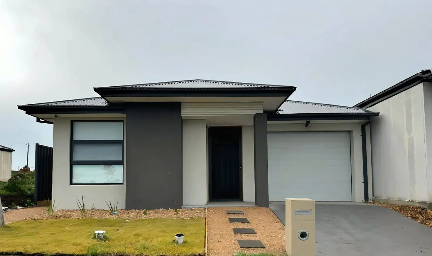 Main view of Homely house listing, 33 Pomegranate Drive, Beveridge VIC 3753