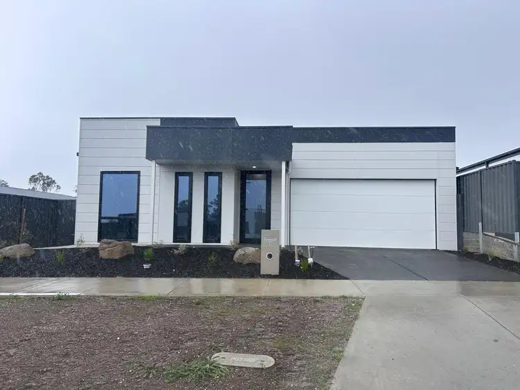 Main view of Homely house listing, 8 Snowbasin Court, Pakenham VIC 3810