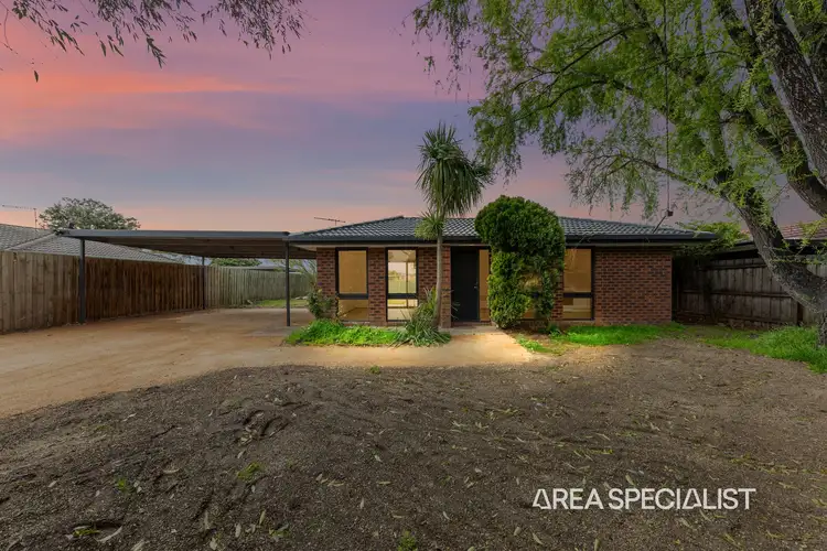 72 Barrington Drive, Pakenham VIC 3810