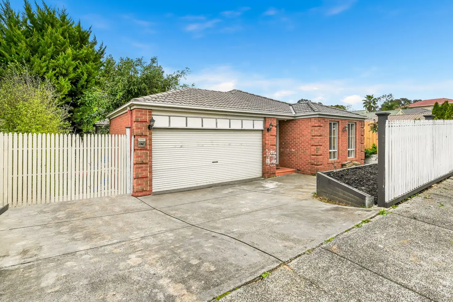 Main view of Homely house listing, 1 Splendens Walk, Narre Warren VIC 3805