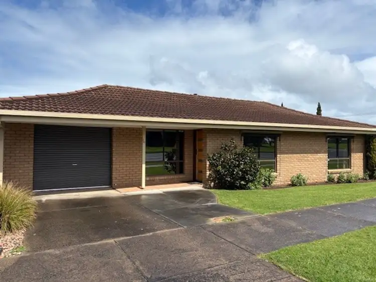 Main view of Homely townhouse listing, 1/31 Balmoral Road, Warrnambool VIC 3280