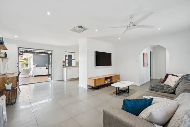Sixth view of Homely house listing, 2 Glenfield Road, Kingsley WA 6026