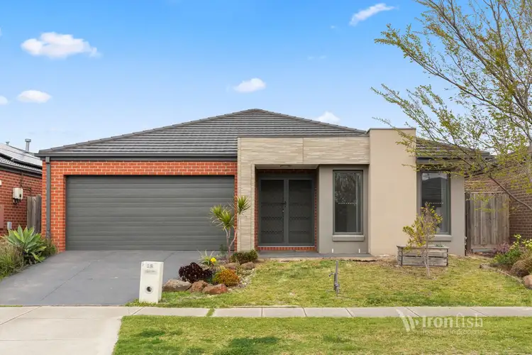 12 Ostend Crescent, Point Cook VIC 3030