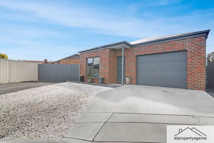9 Hogan Court, Horsham VIC 3400