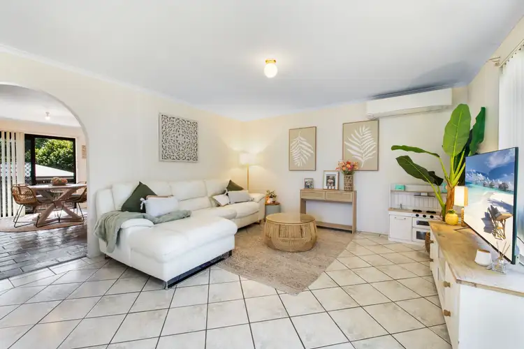 Second view of Homely house listing, 6 Hibiscus Close, Bateau Bay NSW 2261