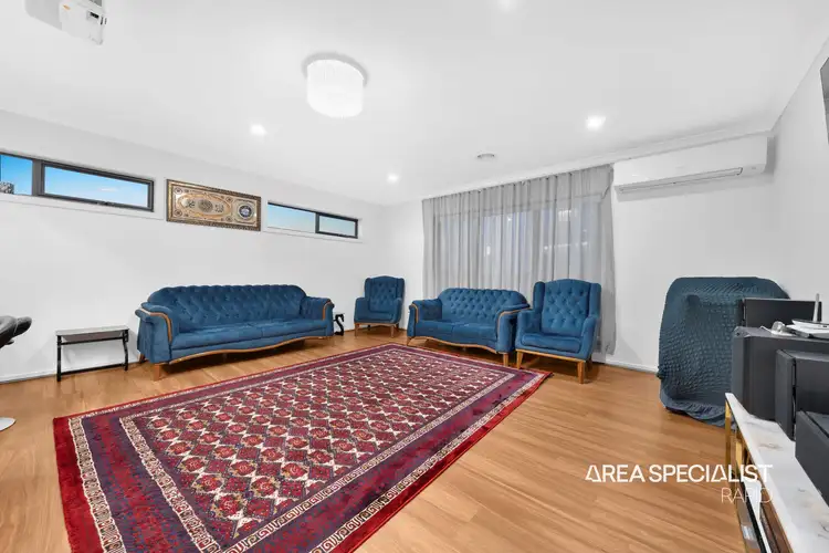 Third view of Homely house listing, 33 Beatrix Circuit, Officer VIC 3809