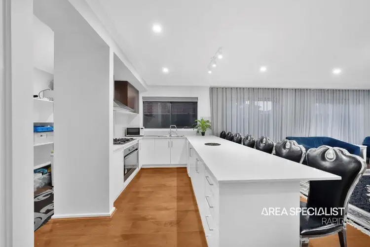 Fifth view of Homely house listing, 33 Beatrix Circuit, Officer VIC 3809