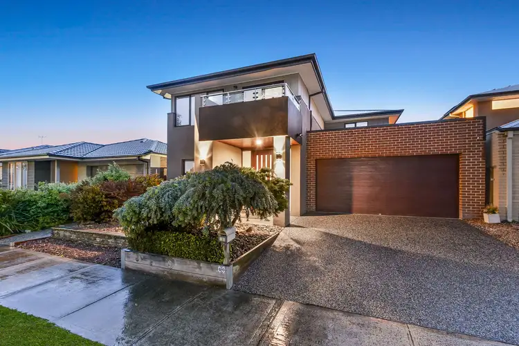 40 Merrin Circuit, Clyde North VIC 3978