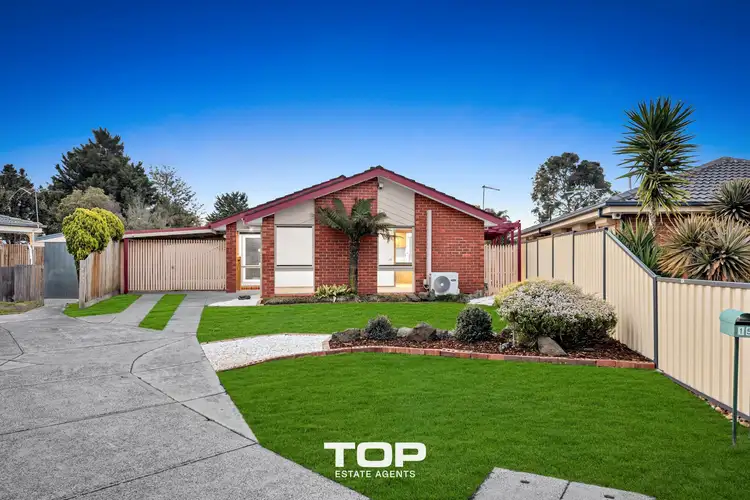 15 Candytuft Close, Cranbourne North VIC 3977