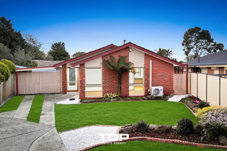 Second view of Homely house listing, 15 Candytuft Close, Cranbourne North VIC 3977