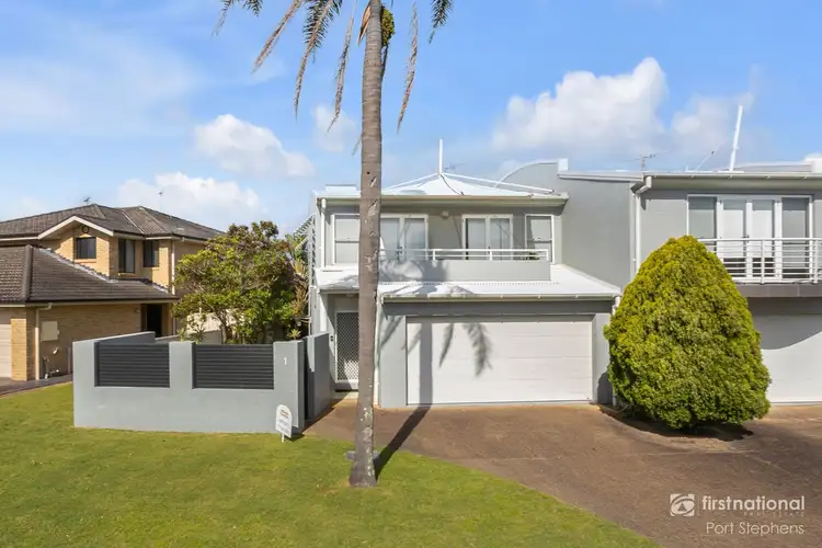1/8 Ala Moana Way, Fingal Bay NSW 2315