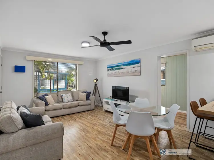 2/2-4 Park St, Cowes VIC 3922