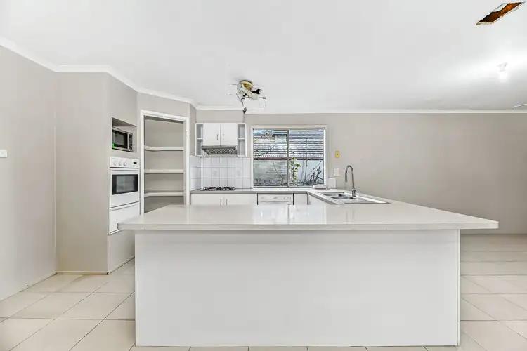 Sixth view of Homely house listing, 15 Valley View Rise, Hampton Park VIC 3976