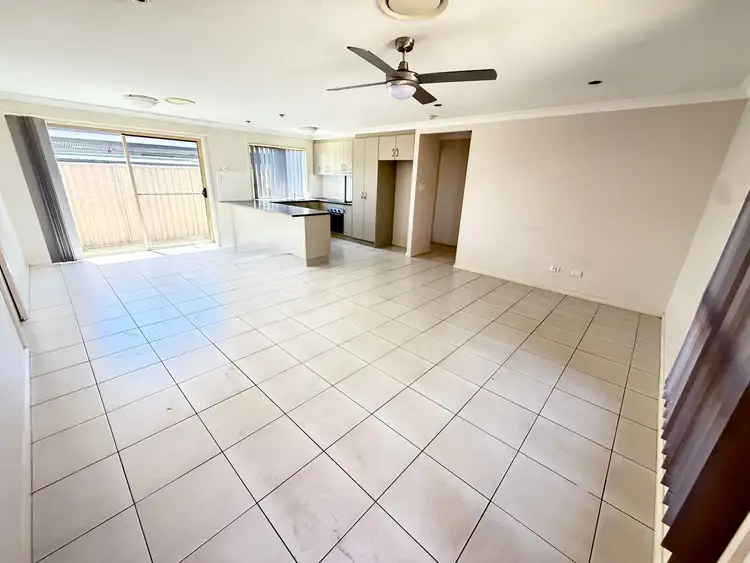 Second view of Homely unit listing, 2/27 Price, Chinchilla QLD 4413